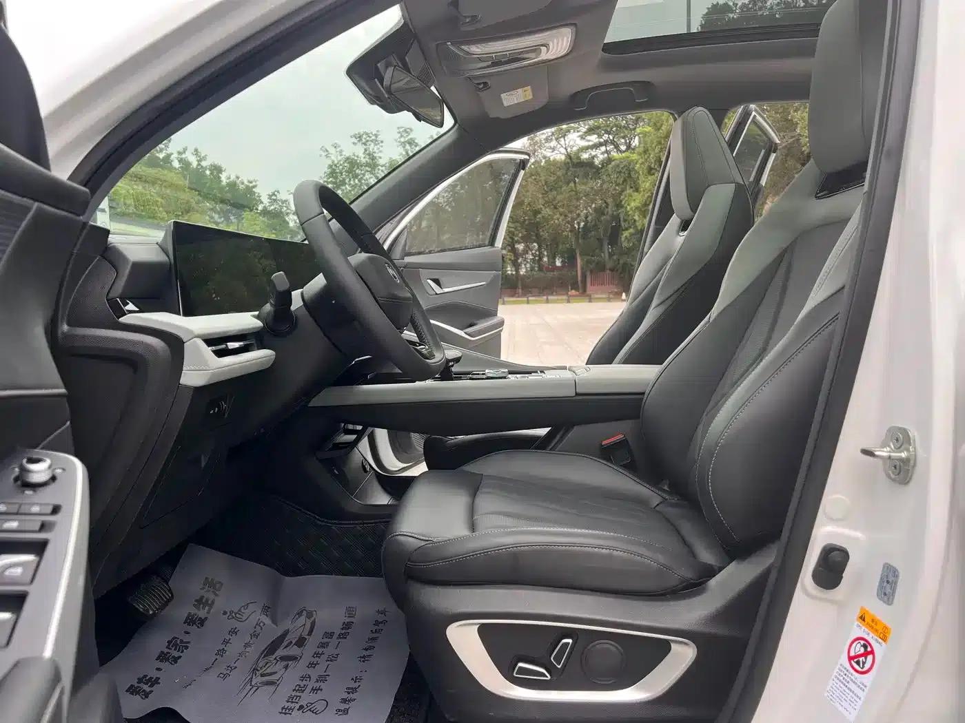 Changan CS75PLUS 2024 Model, Third Generation, Champion Edition, 1.5T Intelligent Driving and Sporty Type — миниатюра 5