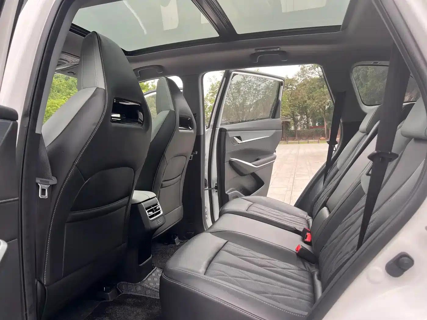 Changan CS75PLUS 2024 Model, Third Generation, Champion Edition, 1.5T Intelligent Driving and Sporty Type — миниатюра 6
