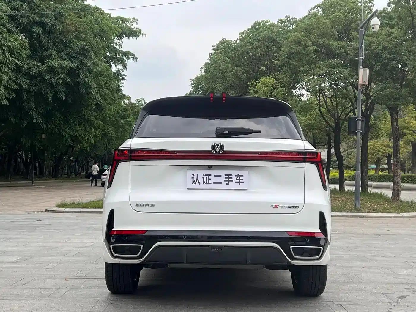 Changan CS75PLUS 2024 Model, Third Generation, Champion Edition, 1.5T Intelligent Driving and Sporty Type — миниатюра 10