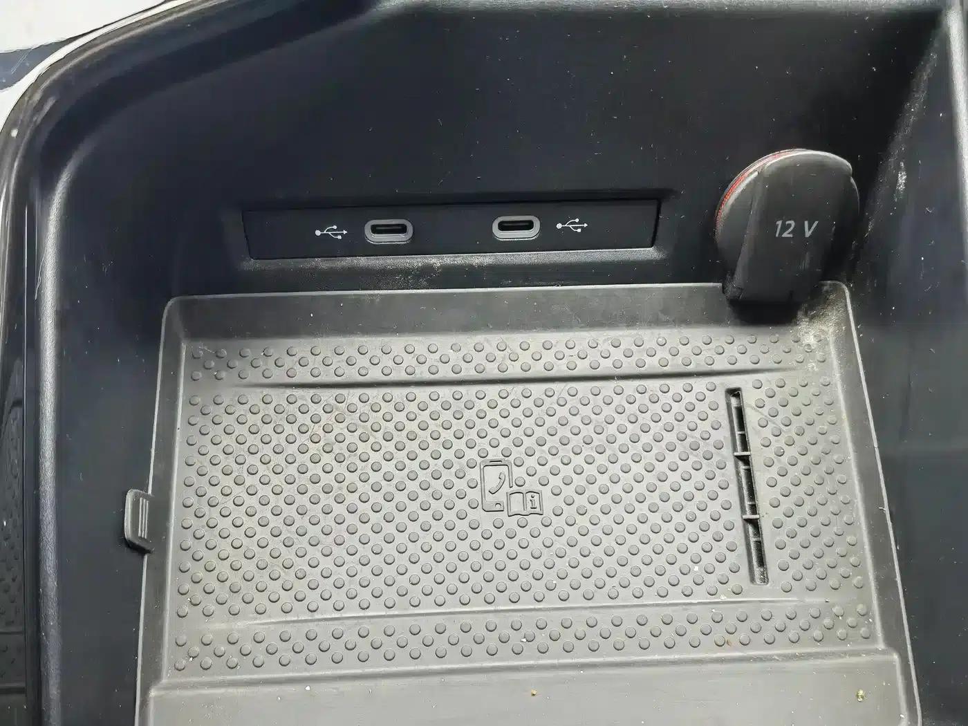 2023 Range Rover 380TSI AWD R-Line Touring Edition — миниатюра 14