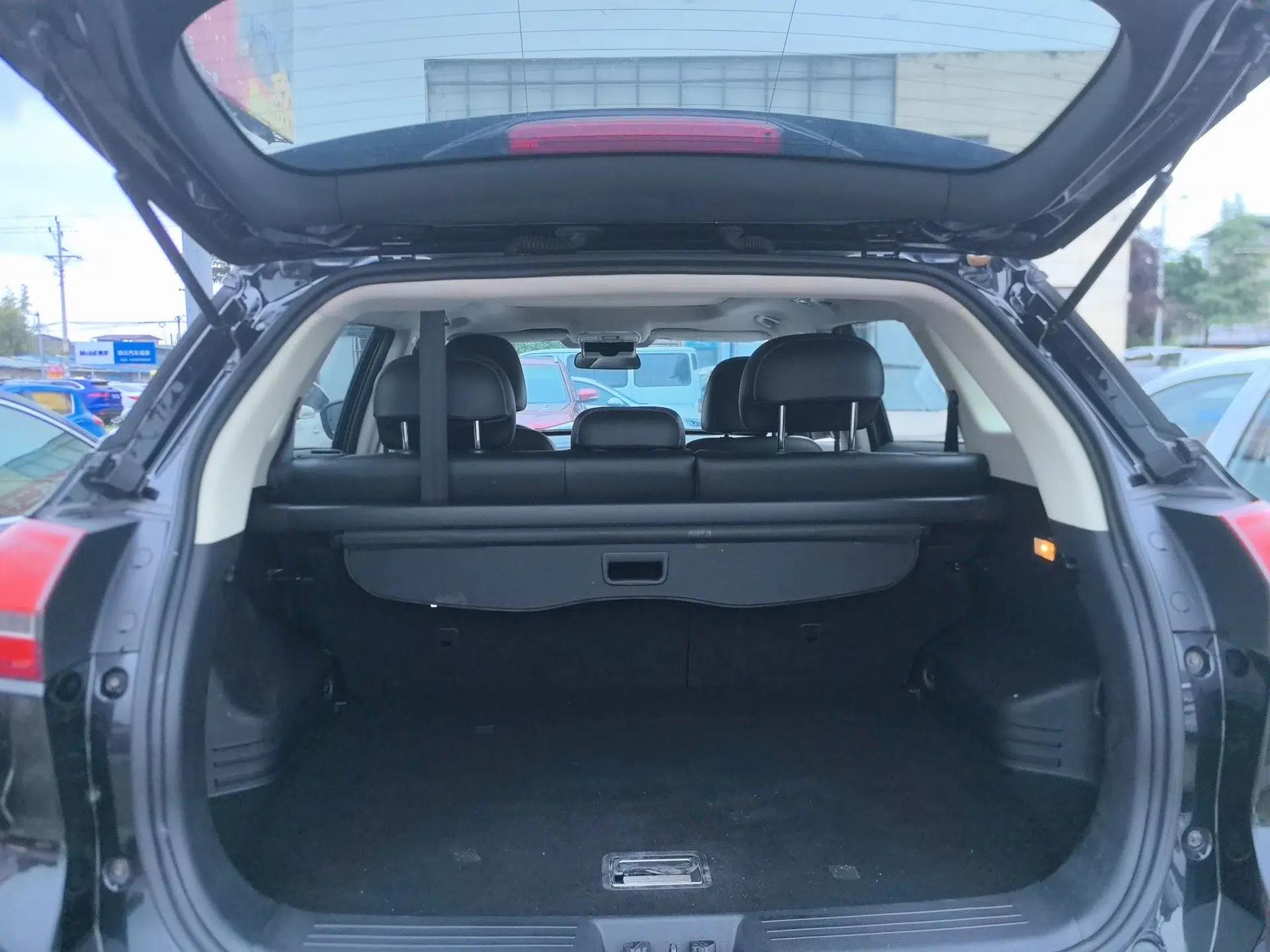 Geely Auto Emgrand X7 Sport 2016 2.0L Manual Smart Connect Version — миниатюра 22