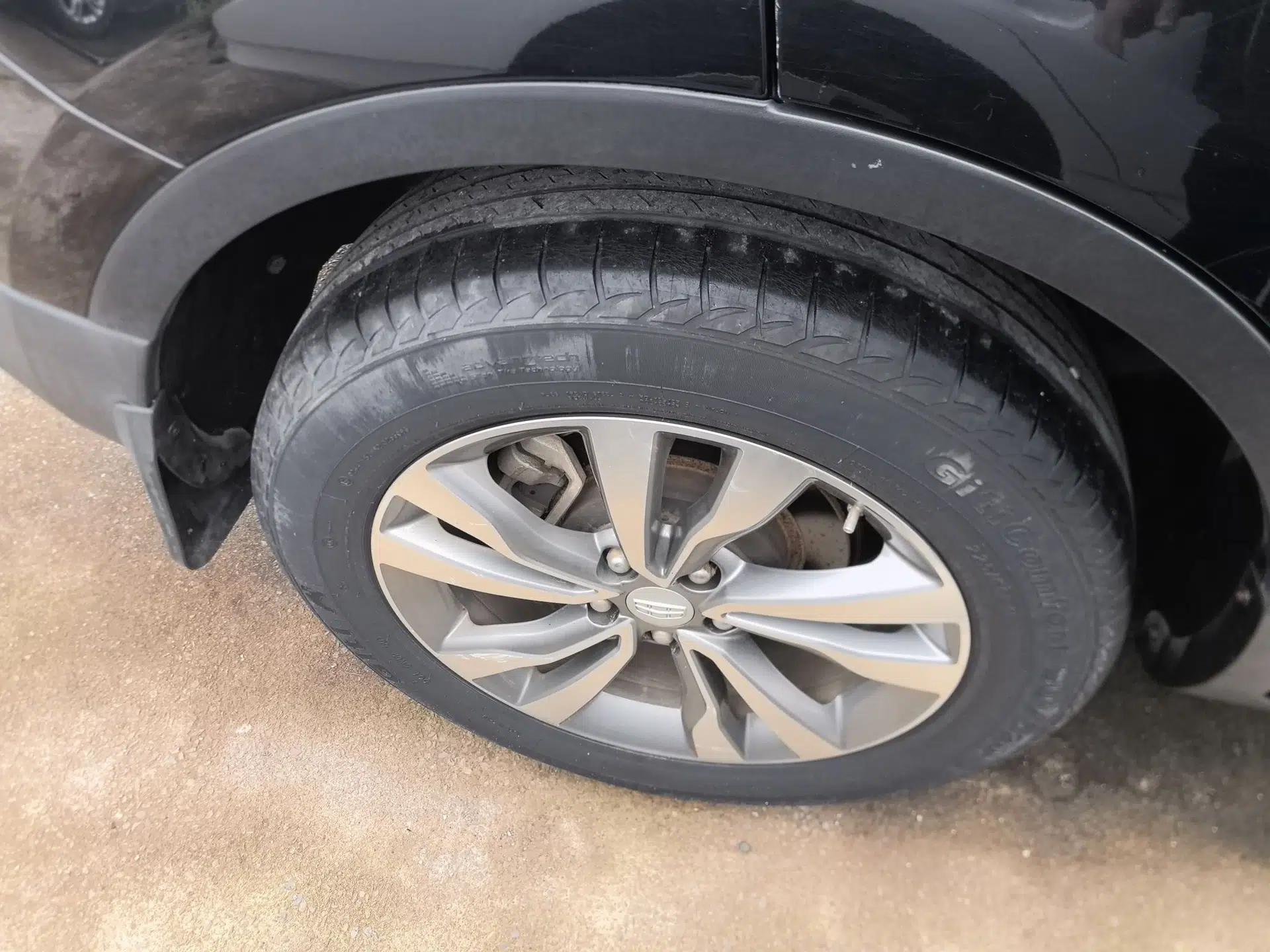 Geely Auto Emgrand X7 Sport 2016 2.0L Manual Smart Connect Version — миниатюра 10