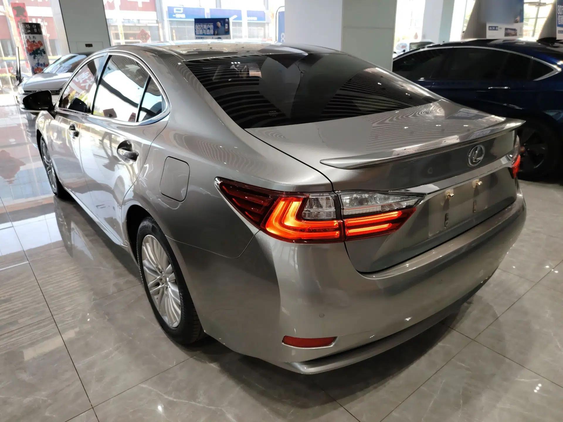 Lexus ES 2015 200 Elite Edition — миниатюра 4