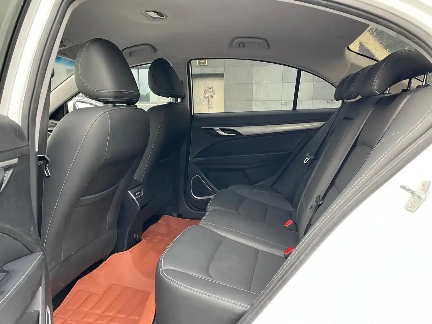 Geely Emgrand 2019 Leading Edition 1.5L Manual Deluxe Model (China VI Emission Standard) — миниатюра 7