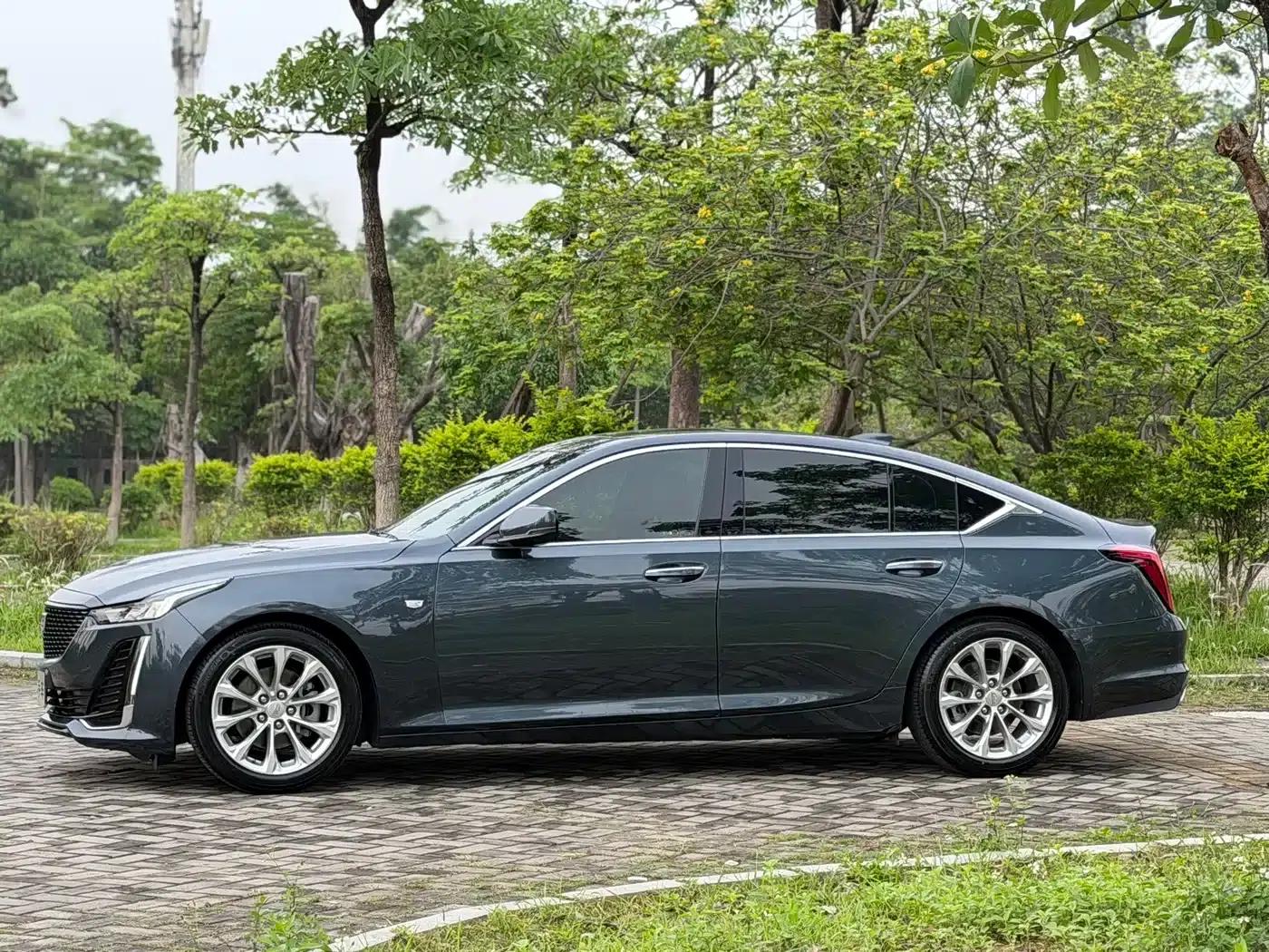 2020 Cadillac CT5 28T Luxury — миниатюра 5