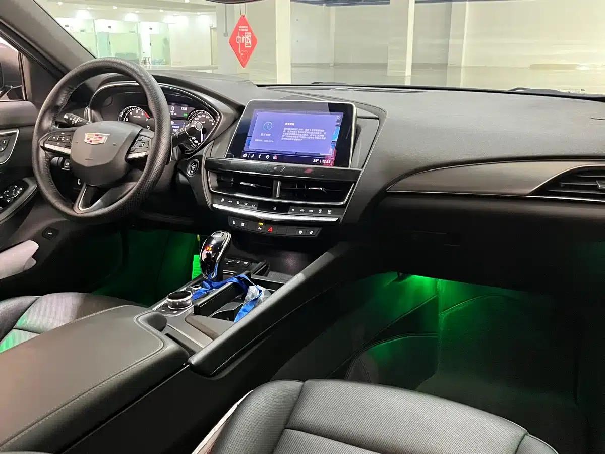 2022 Cadillac CT5 28T Luxury — миниатюра 8