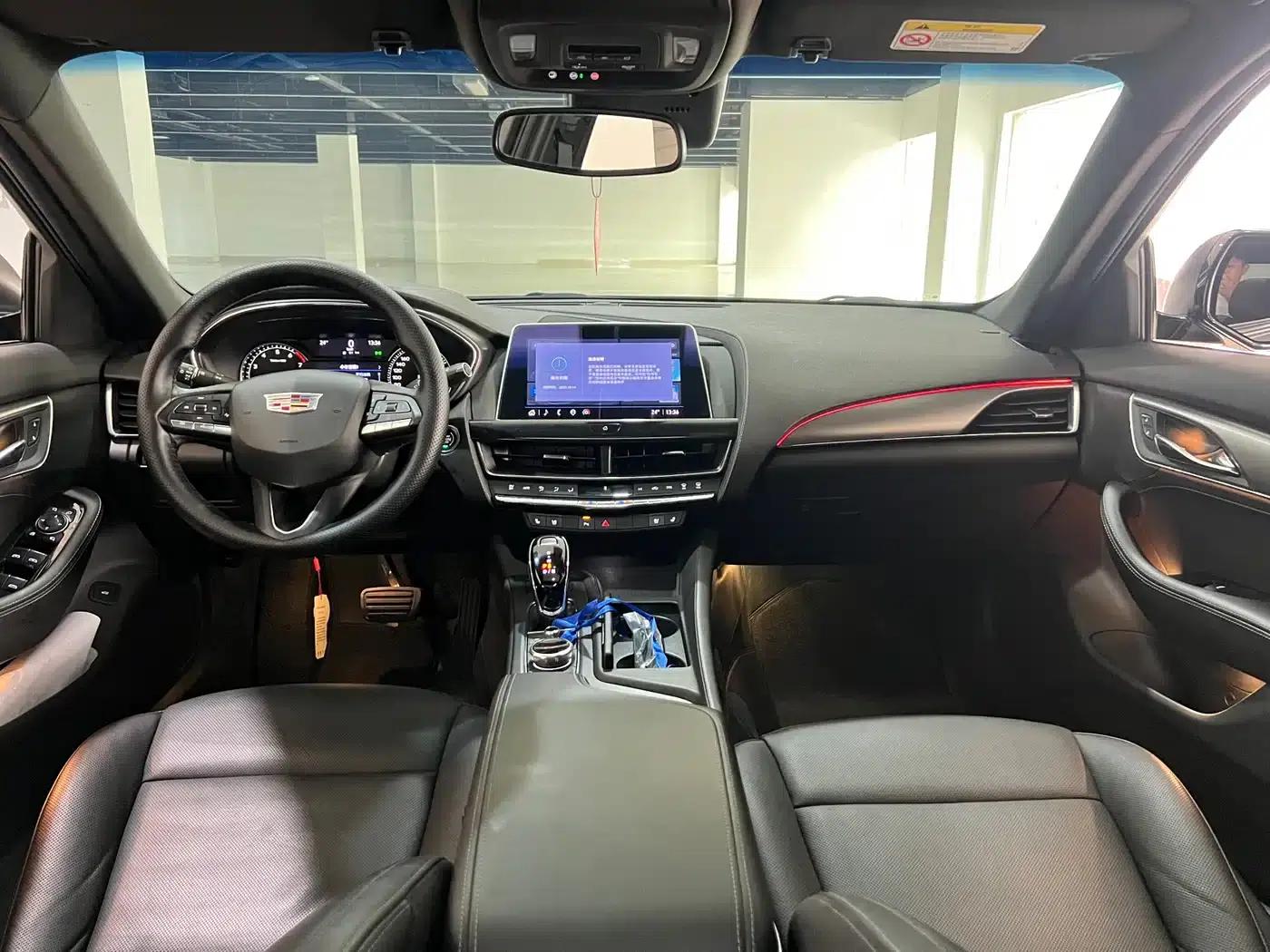 2022 Cadillac CT5 28T Luxury — миниатюра 10