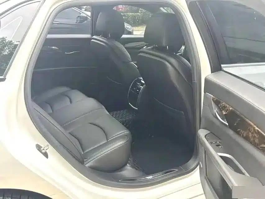 2019 Cadillac CT6 28T Luxury — миниатюра 5