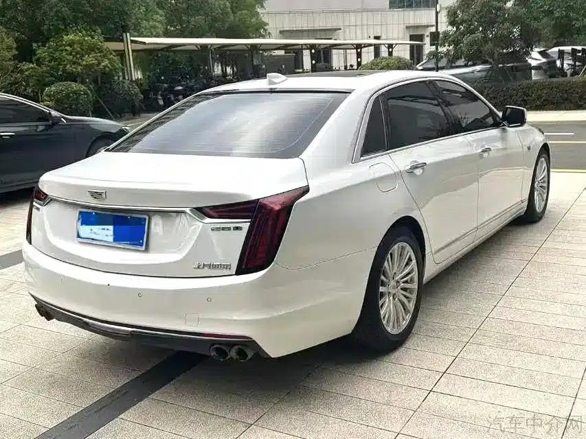 2019 Cadillac CT6 28T Luxury — миниатюра 6