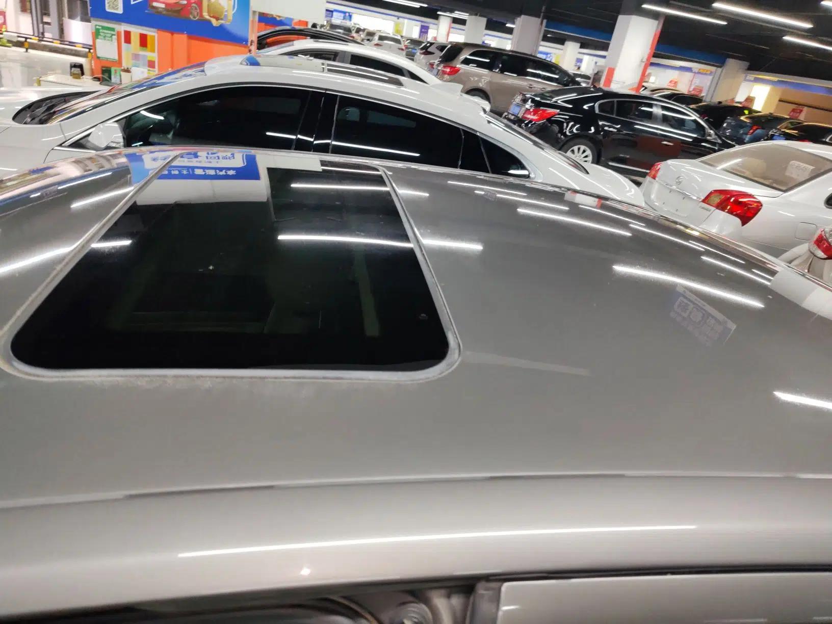 Skoda Octavia 2015 Classic Model 1.6L Automatic Elegance Edition — миниатюра 11