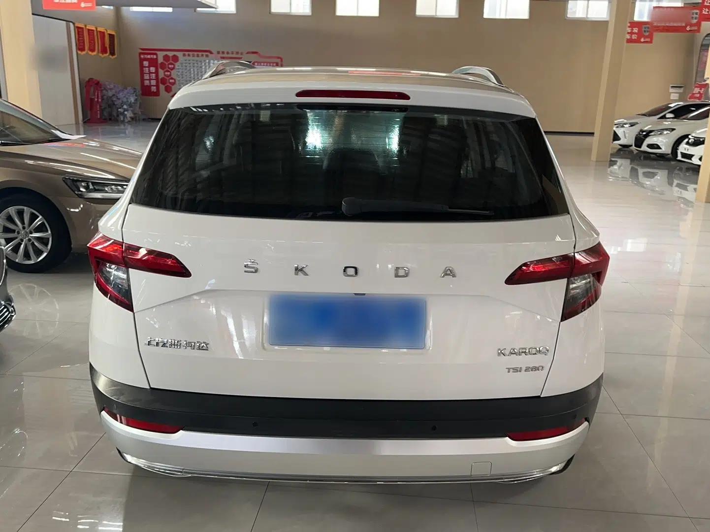 Skoda Karoq 2019 TSI280 SmartDrive Luxury Edition China V Standard — миниатюра 6