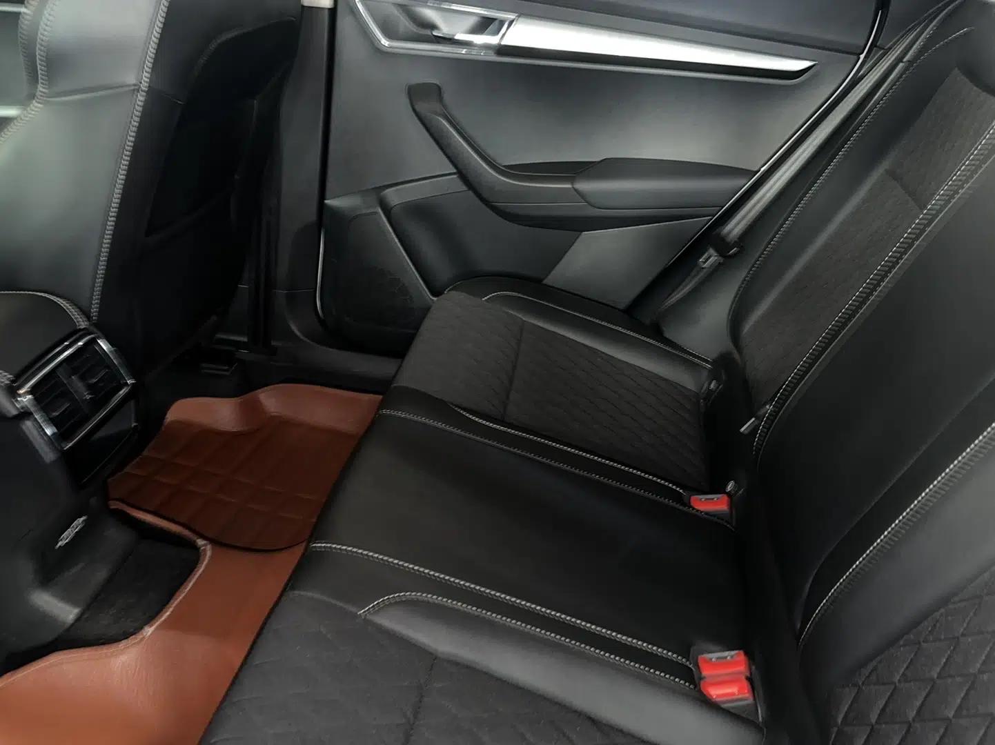 Skoda Karoq 2019 TSI280 SmartDrive Luxury Edition China V Standard — миниатюра 10
