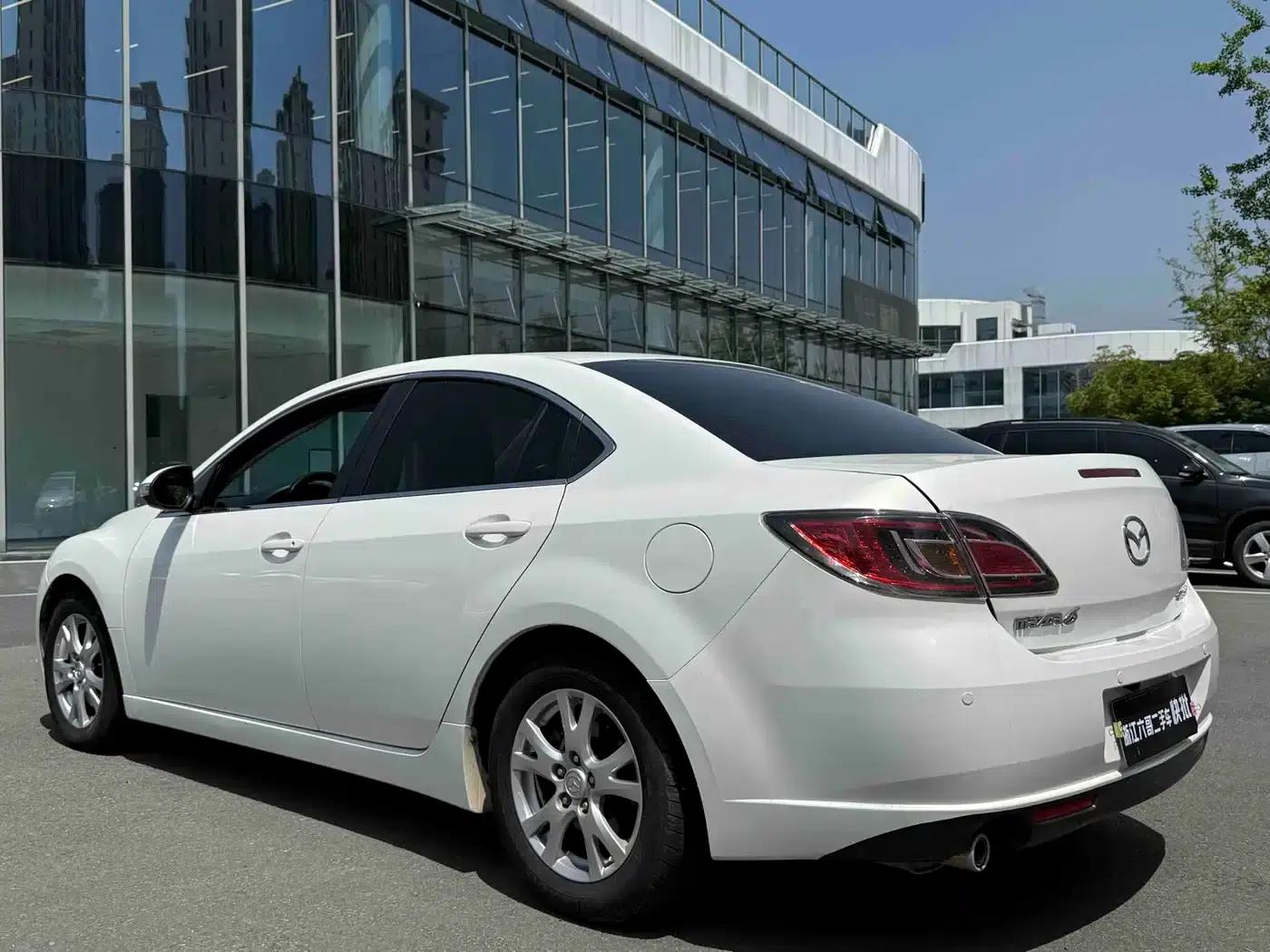 Mazda6 Ruiyi 2012 2.0L Automatic Luxury Edition — миниатюра 12
