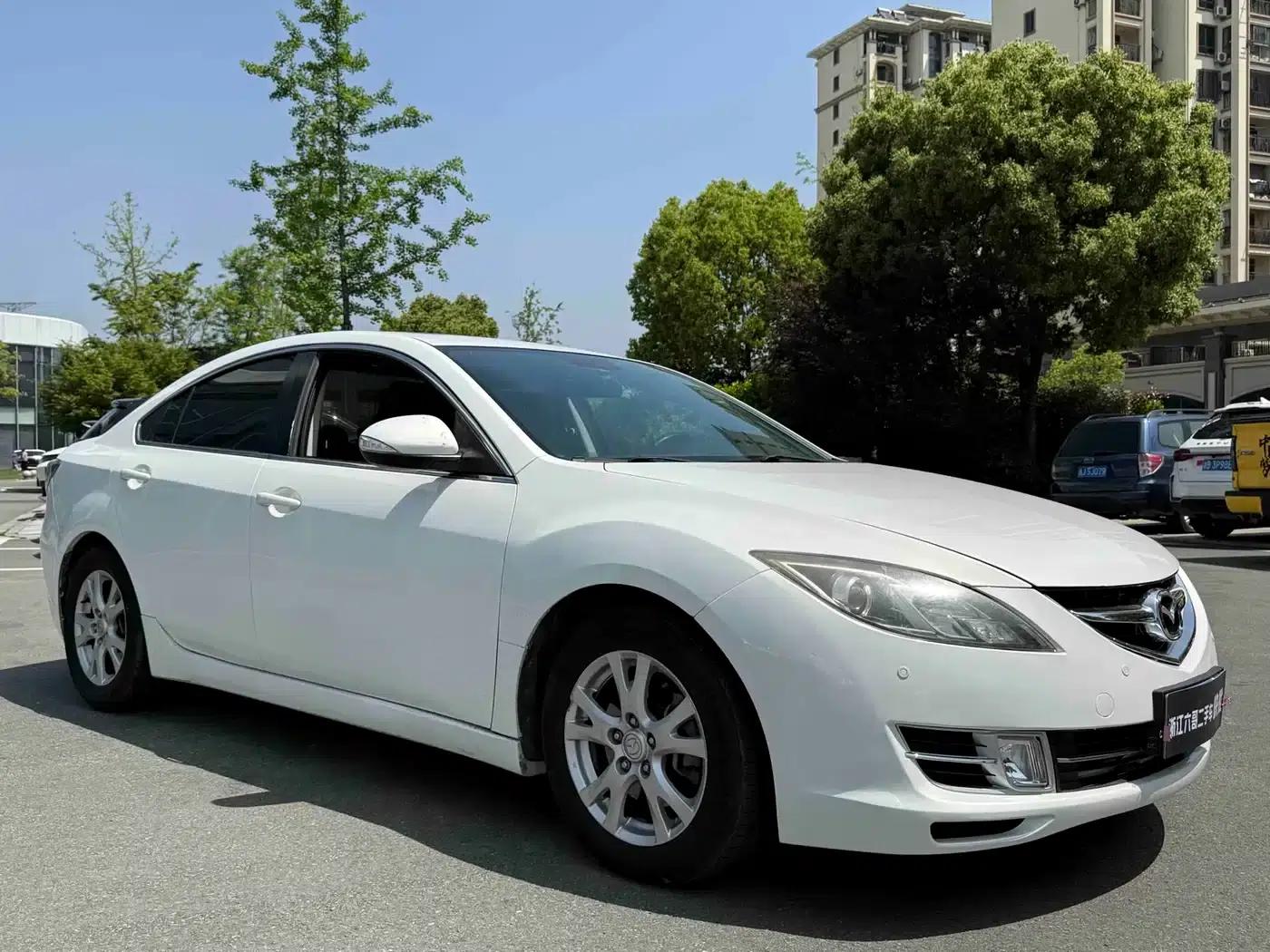 Mazda6 Ruiyi 2012 2.0L Automatic Luxury Edition — миниатюра 3