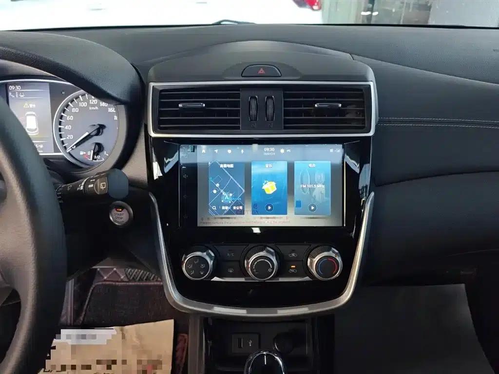 2024 Tiida 1.6L CVT Smart Edition — миниатюра 13
