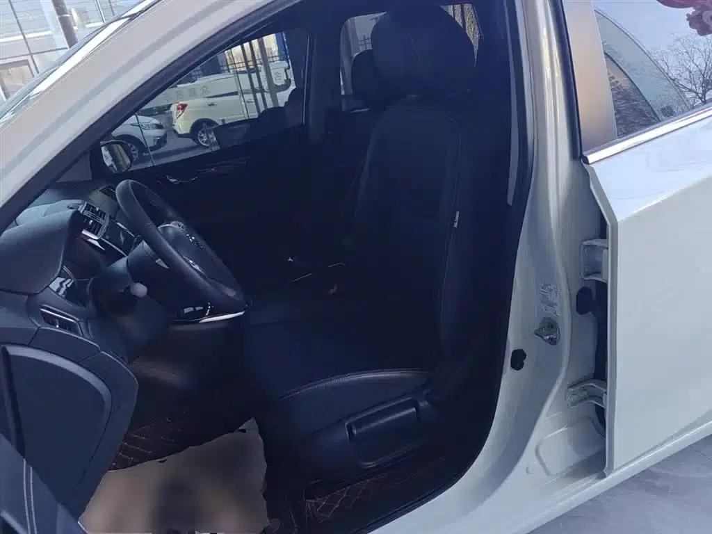 2024 Tiida 1.6L CVT Smart Edition — миниатюра 15