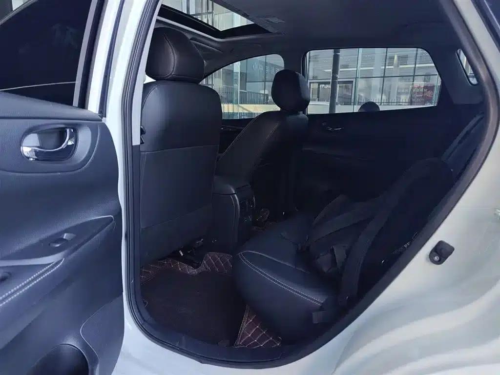 2024 Tiida 1.6L CVT Smart Edition — миниатюра 17