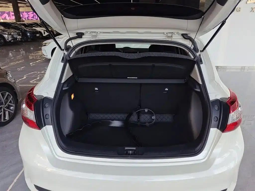 2024 Tiida 1.6L CVT Smart Edition — миниатюра 19