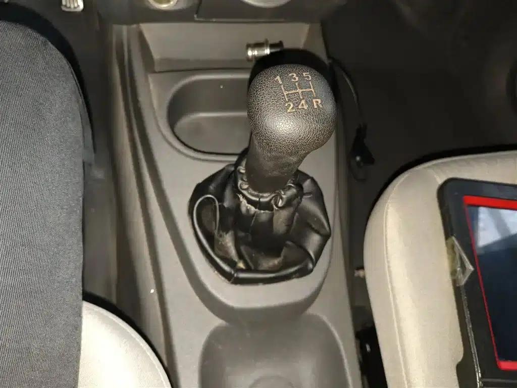 Wuling Hongguang 2010 1.2L Basic Model (National IV Emission Standard) — миниатюра 11