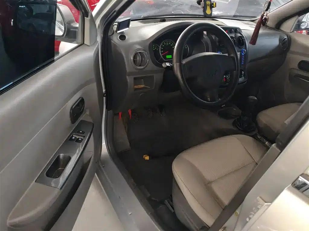 Wuling Hongguang 2010 1.2L Basic Model (National IV Emission Standard) — миниатюра 13