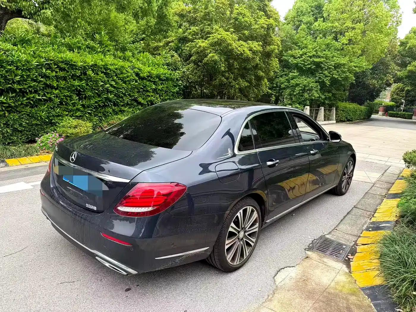 2016 Mercedes-Benz E-Class E 300 L Luxury — миниатюра 2