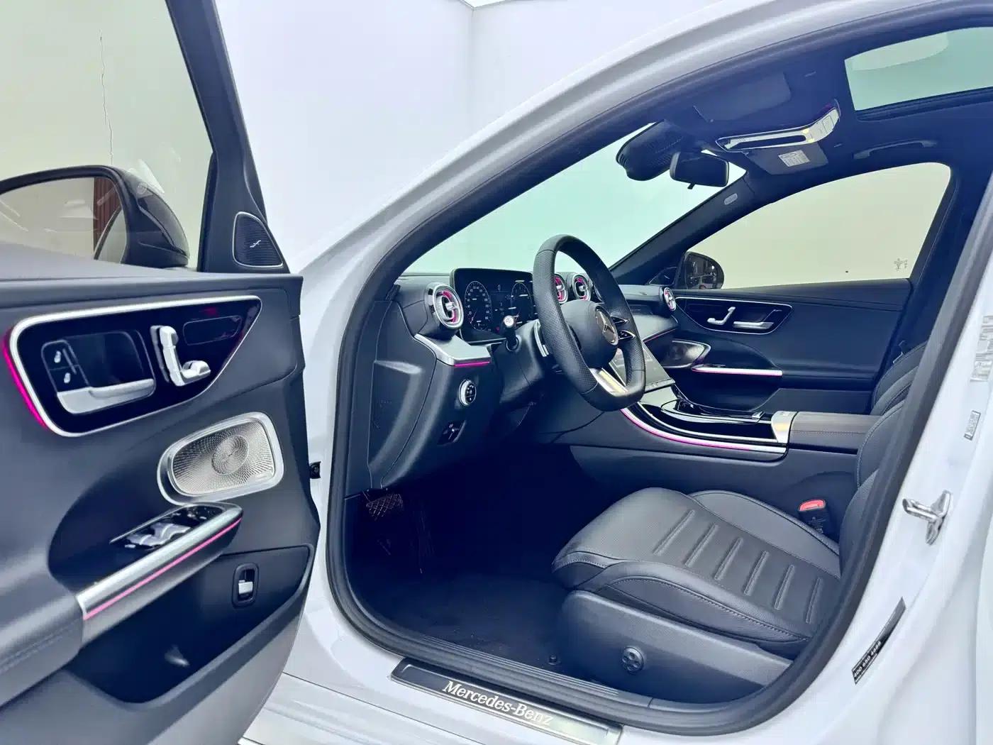 2023 Mercedes-Benz C-Class C 260 L Sport Edition — миниатюра 4