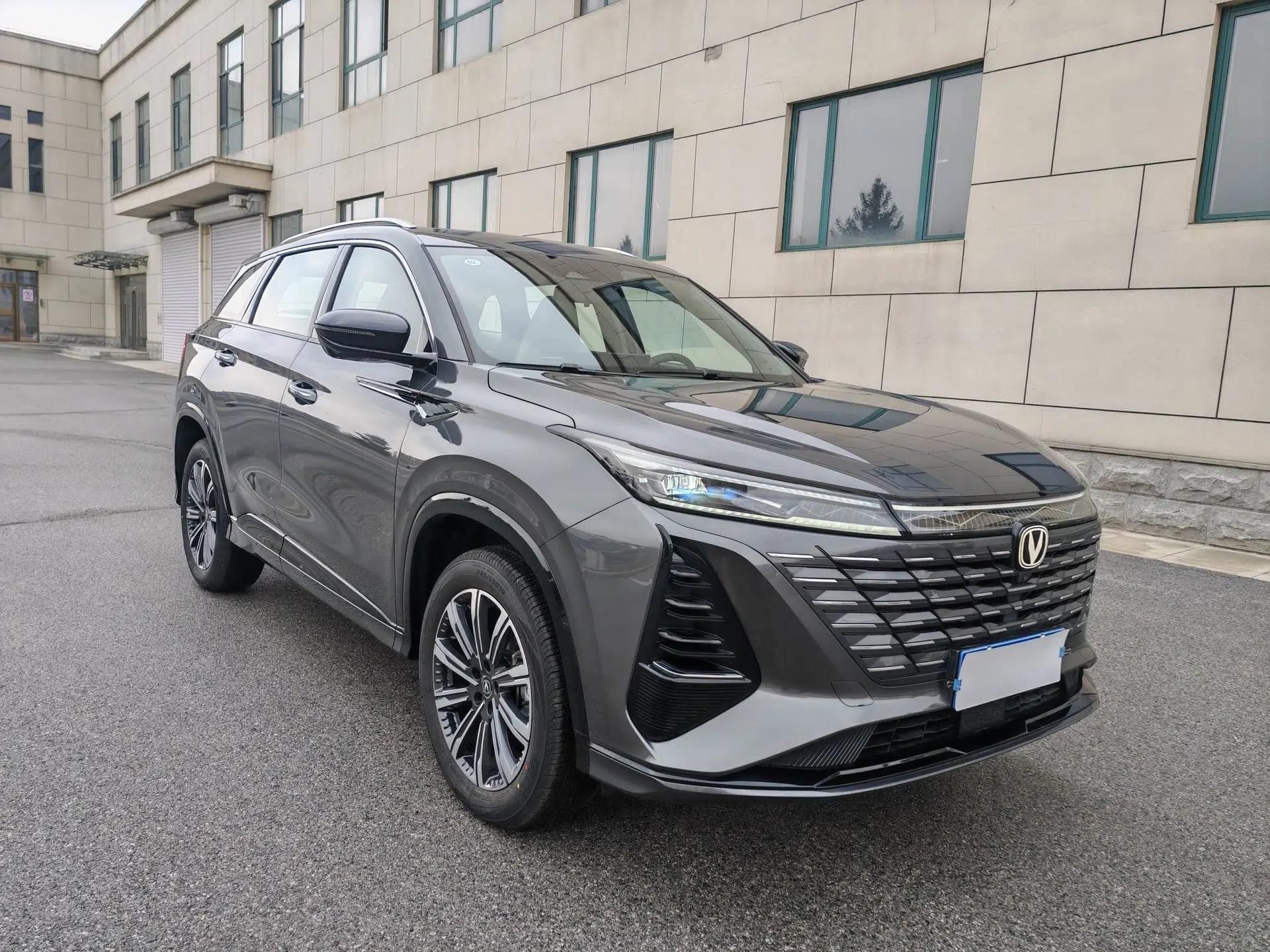 CHANGAN CS75 PLUS 2026 Model, Smart Champion Edition 1.5T New Blue Whale Smart Navigation Version — миниатюра 3