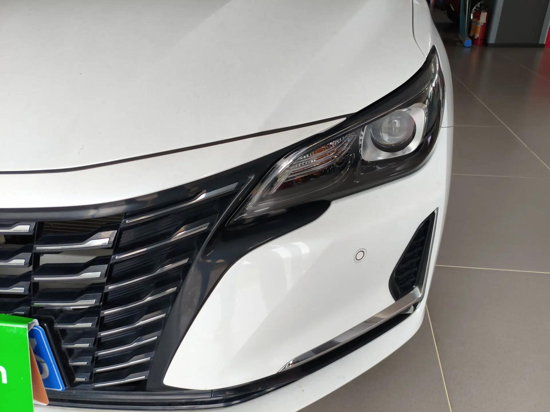 CHANGAN Ruicheng CC 2022 Blue Whale Edition 1.5T DCT Luxury Model — миниатюра 9