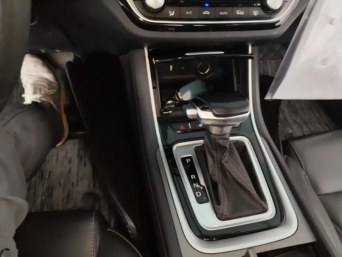 CHANGAN Ruicheng CC 2022 Blue Whale Edition 1.5T DCT Prestige Model — миниатюра 17