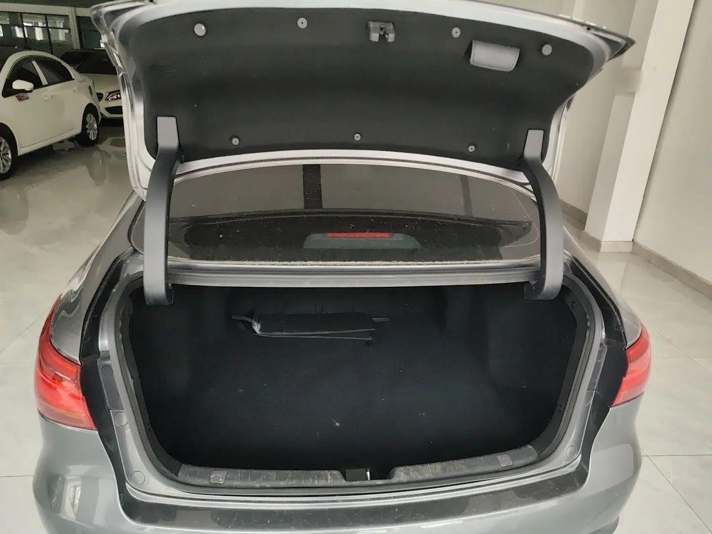 CHANGAN Ruicheng CC 2022 Blue Whale Edition 1.5T DCT Prestige Model — миниатюра 22