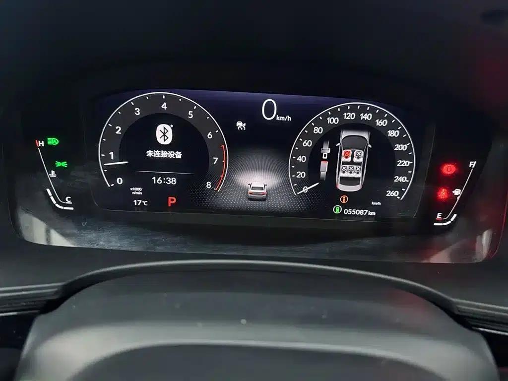 2023 Civic 240TURBO CVT Sport Edition — миниатюра 5