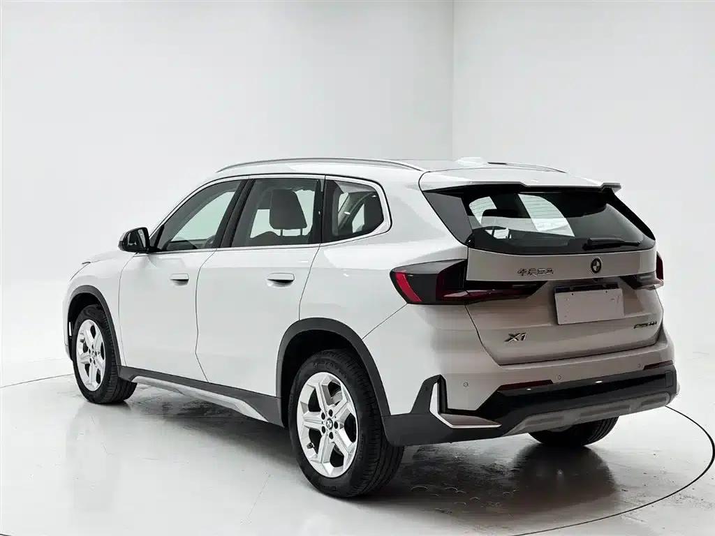 2023 BMW X1 sDrive20Li X Design Package — миниатюра 4