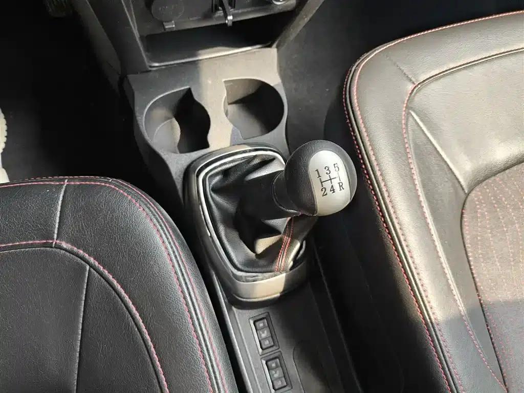 Great Wall M4 2014 1.5L Manual Elite — миниатюра 17