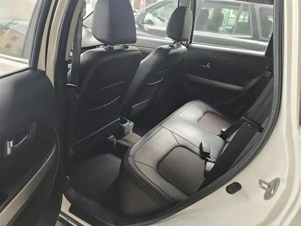Great Wall M4 2014 1.5L Manual Elite — миниатюра 19