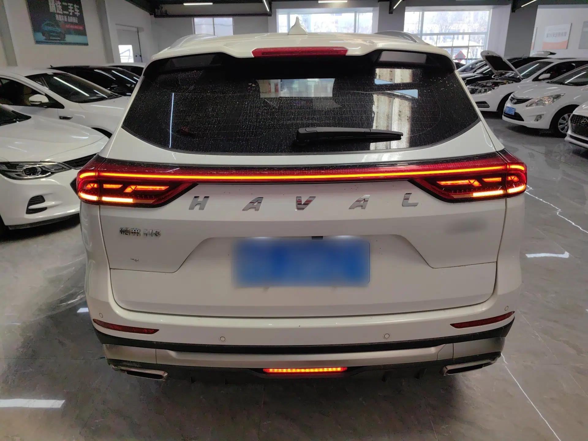 Haval H6 2023 National Trend Edition 1.5T Automatic Urban Version — миниатюра 3