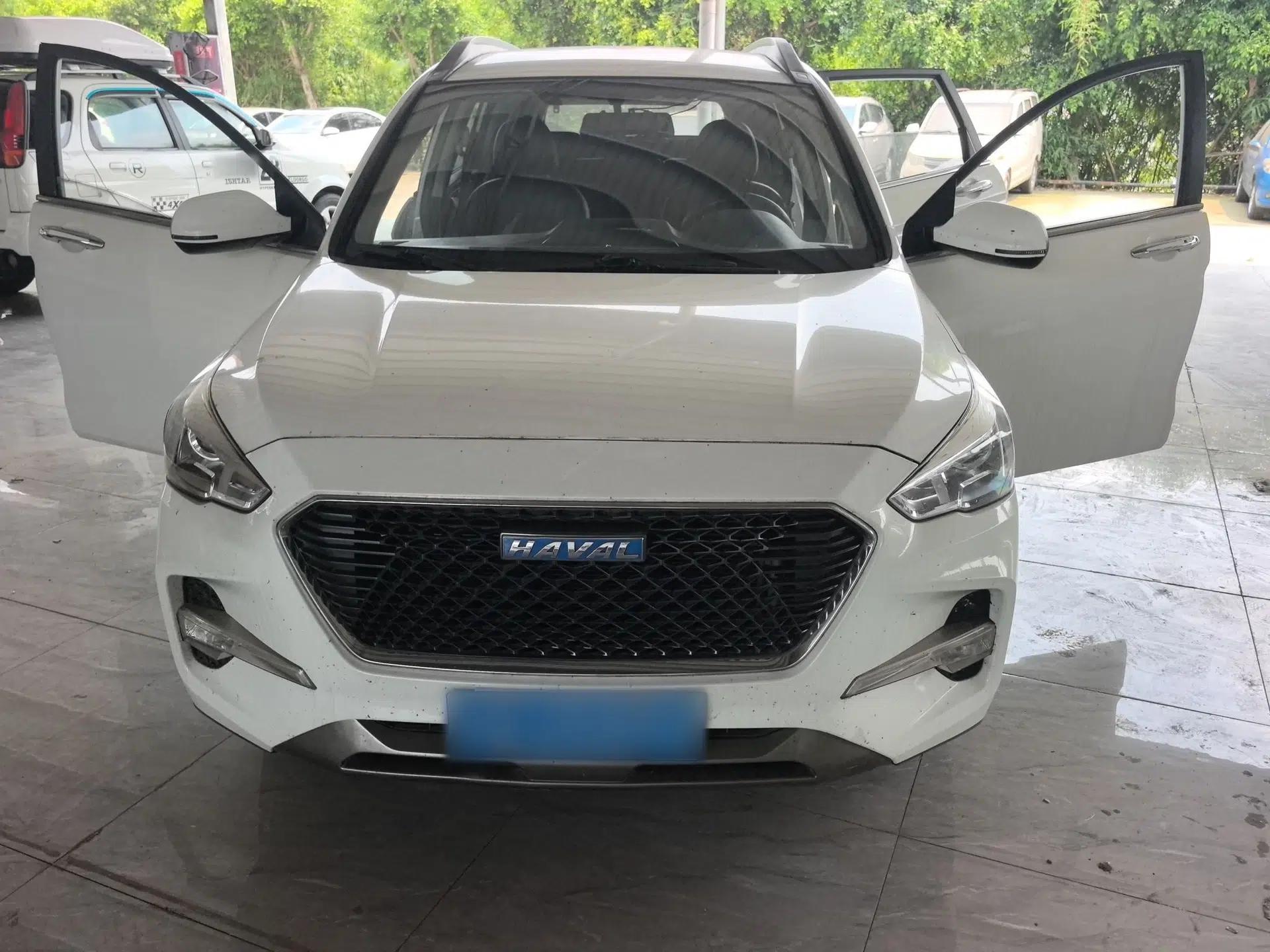 Haval M6 2018 1.5T Manual Two-Wheel Drive Urban Model — миниатюра 2