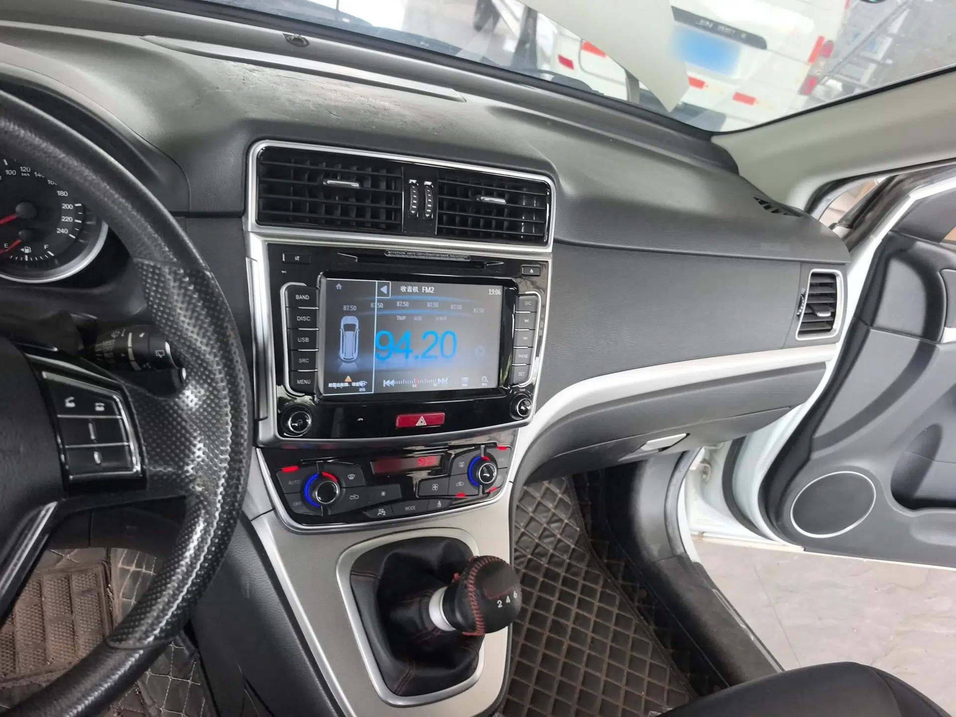 Haval M6 2018 1.5T Manual Two-Wheel Drive Urban Model — миниатюра 13