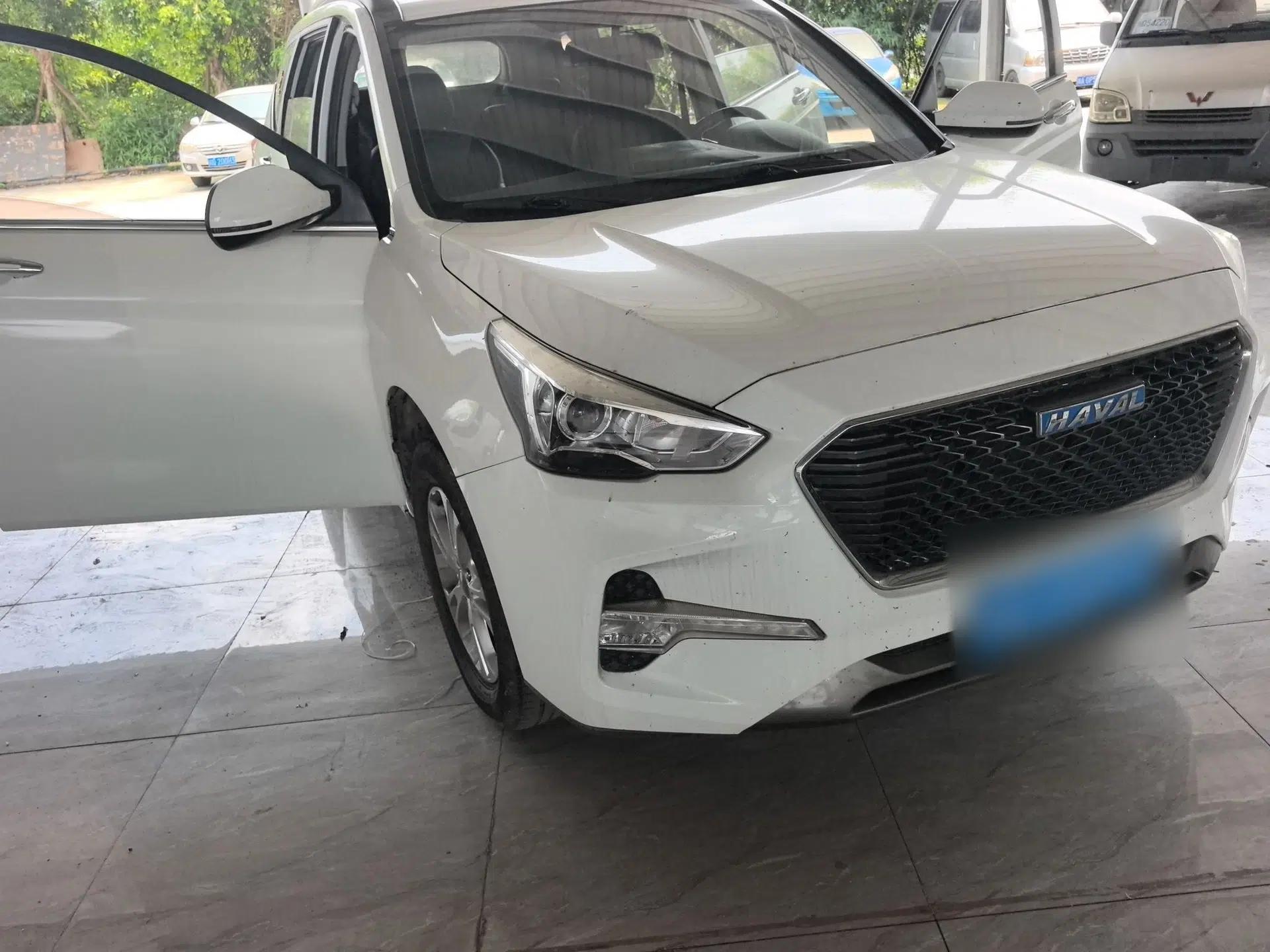 Haval M6 2018 1.5T Manual Two-Wheel Drive Urban Model — миниатюра 3