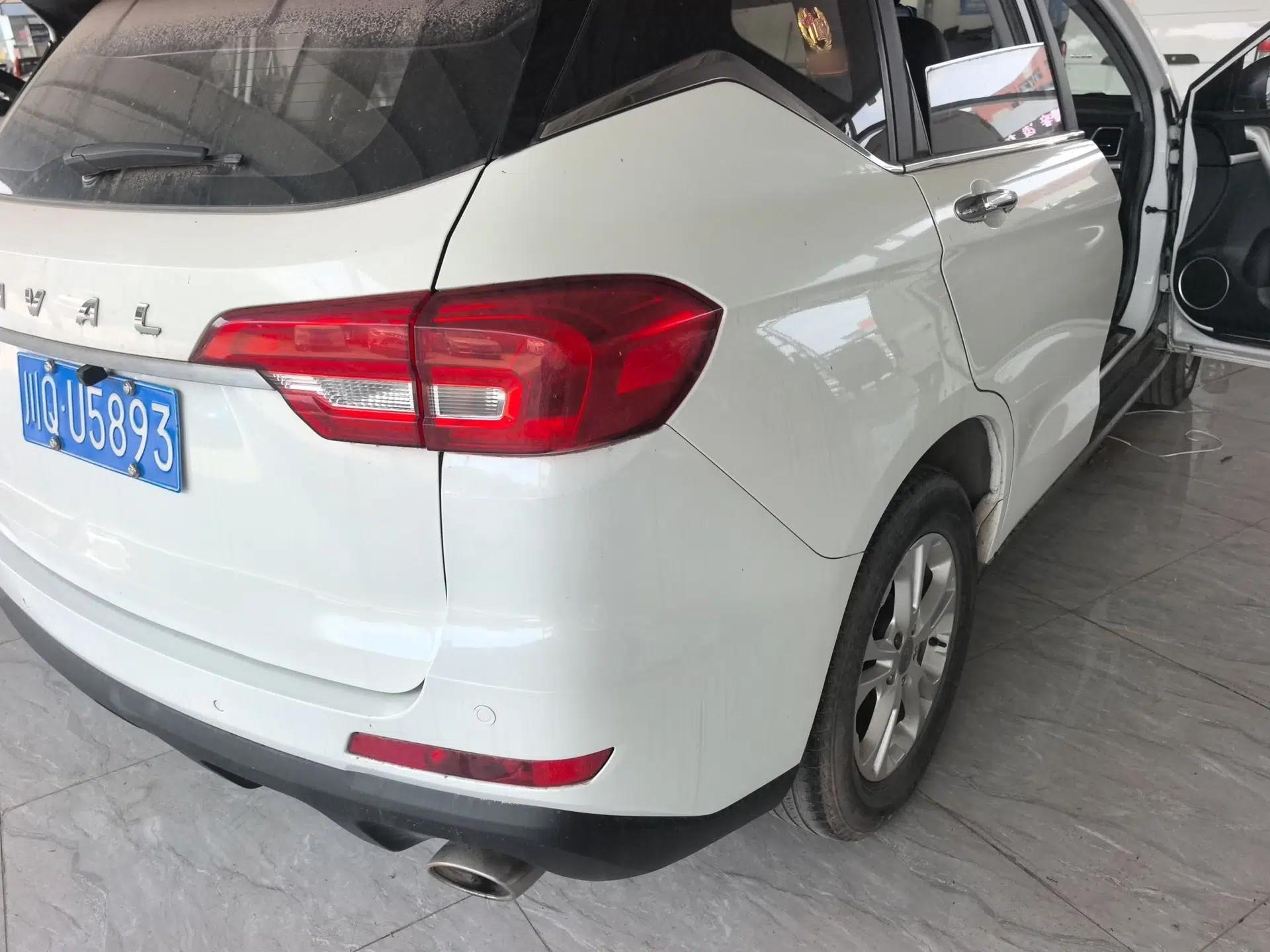 Haval M6 2018 1.5T Manual Two-Wheel Drive Urban Model — миниатюра 7