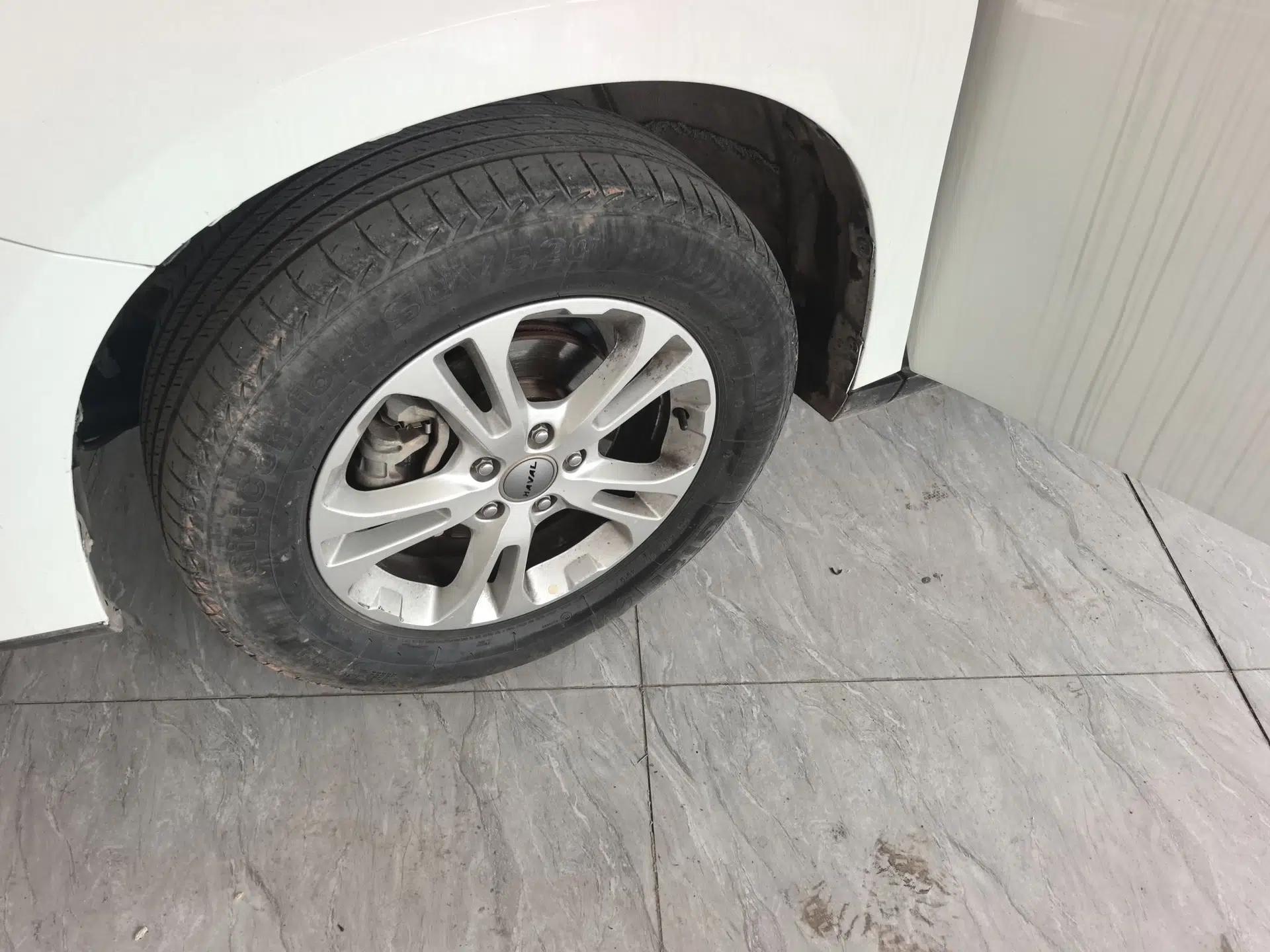 Haval M6 2018 1.5T Manual Two-Wheel Drive Urban Model — миниатюра 8