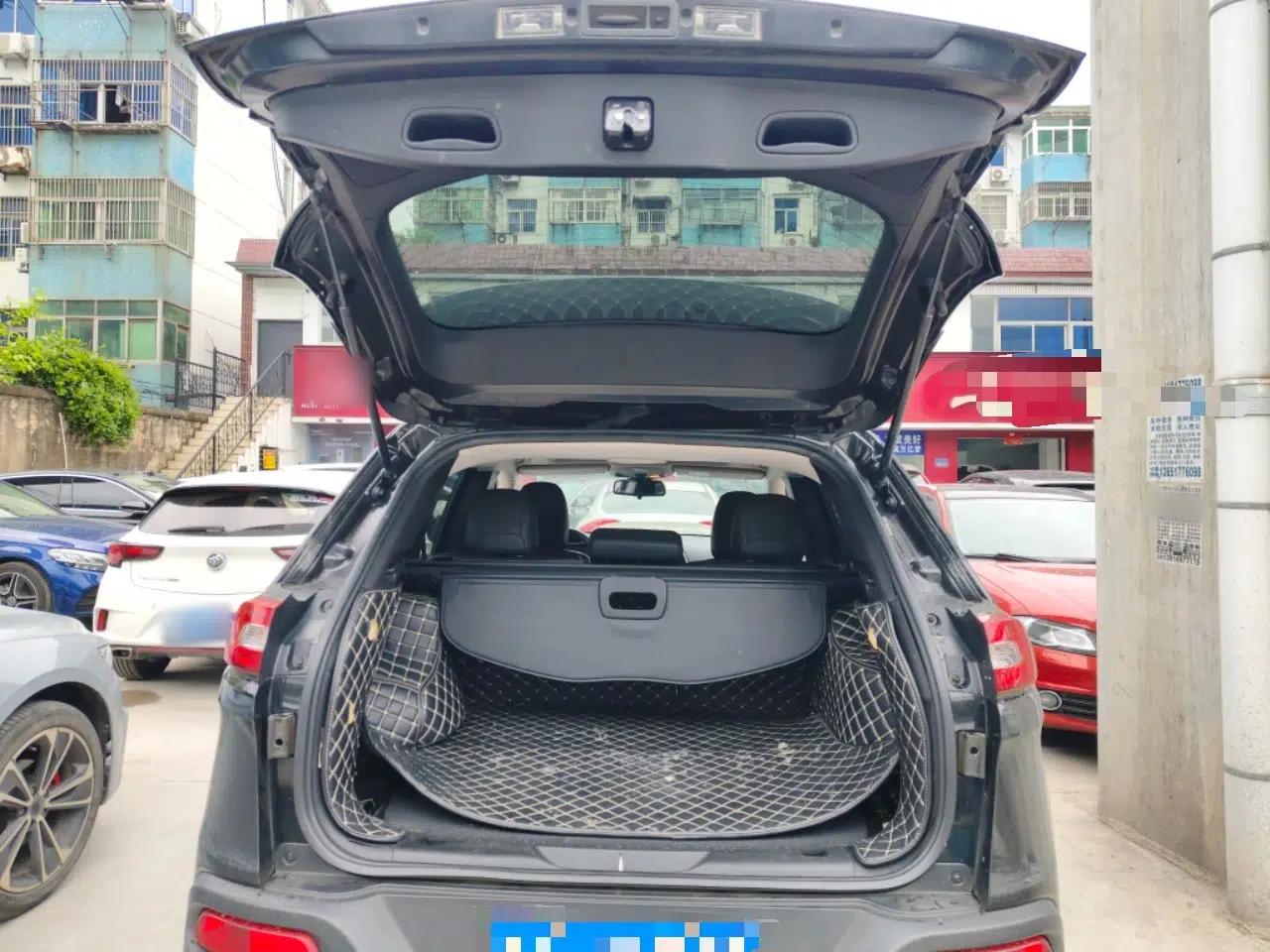 Jeep Cherokee 2017 2.0L Superior Edition — миниатюра 22