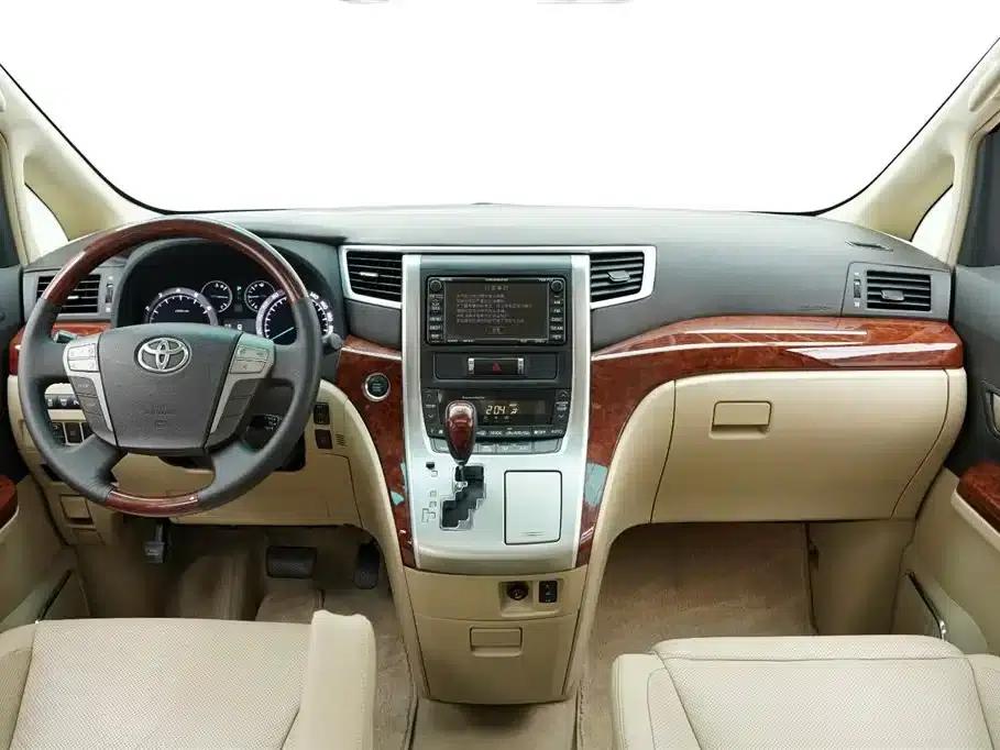 2011 Alphard 3.5L Luxury Edition — миниатюра 4