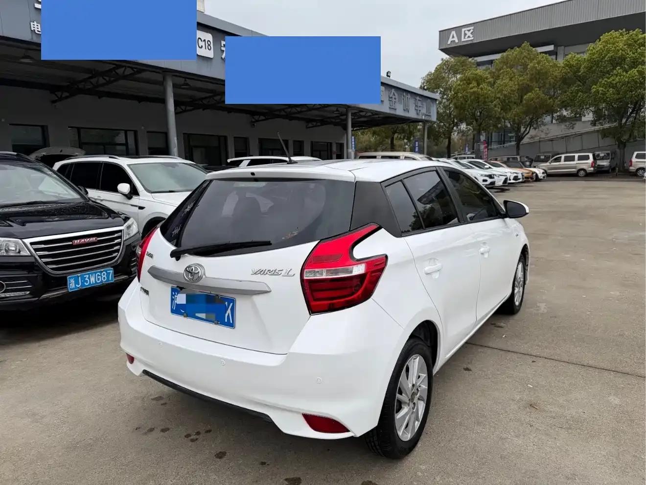 YARiS L Zhixuan 2016 Facelift 1.5G CVT Dynamic Sunroof Edition — миниатюра 6