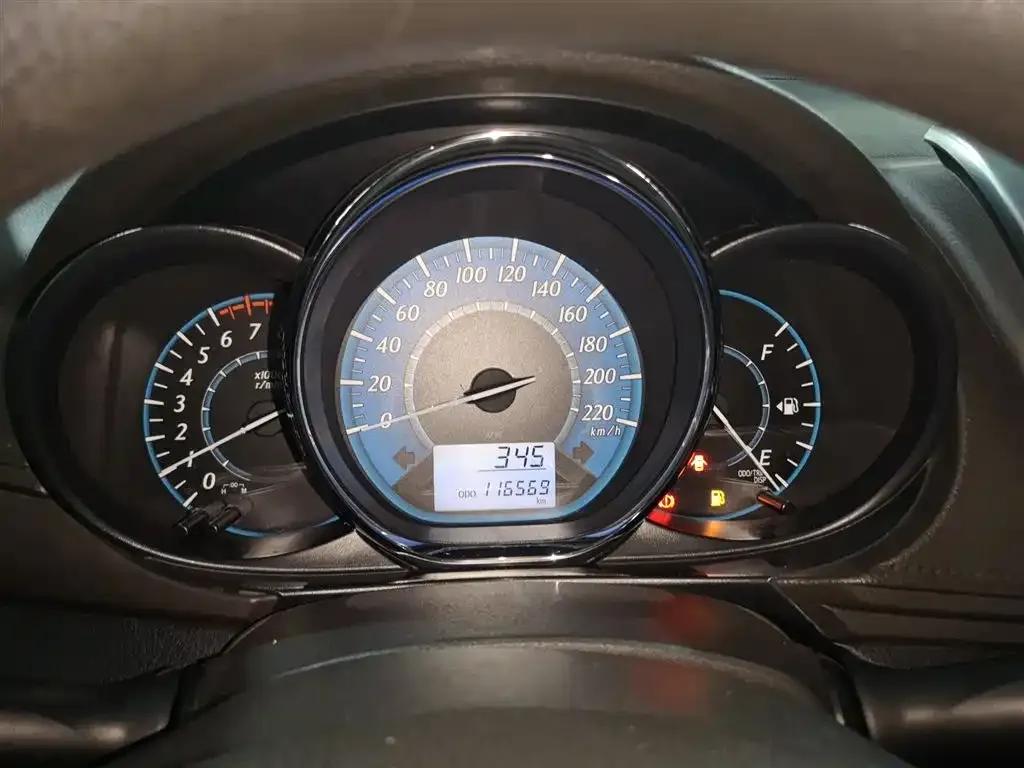 YARiS L Zhixuan 2014 1.5G Manual Dynamic Edition — миниатюра 8