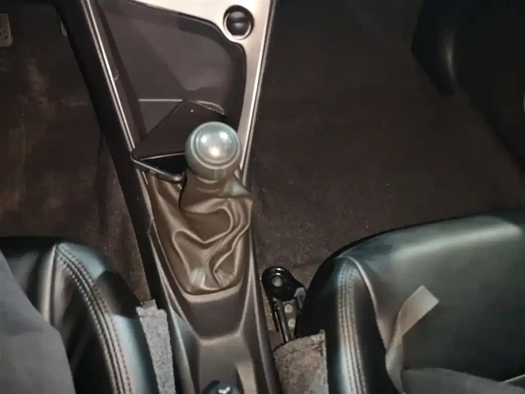 YARiS L Zhixuan 2014 1.5G Manual Dynamic Edition — миниатюра 10