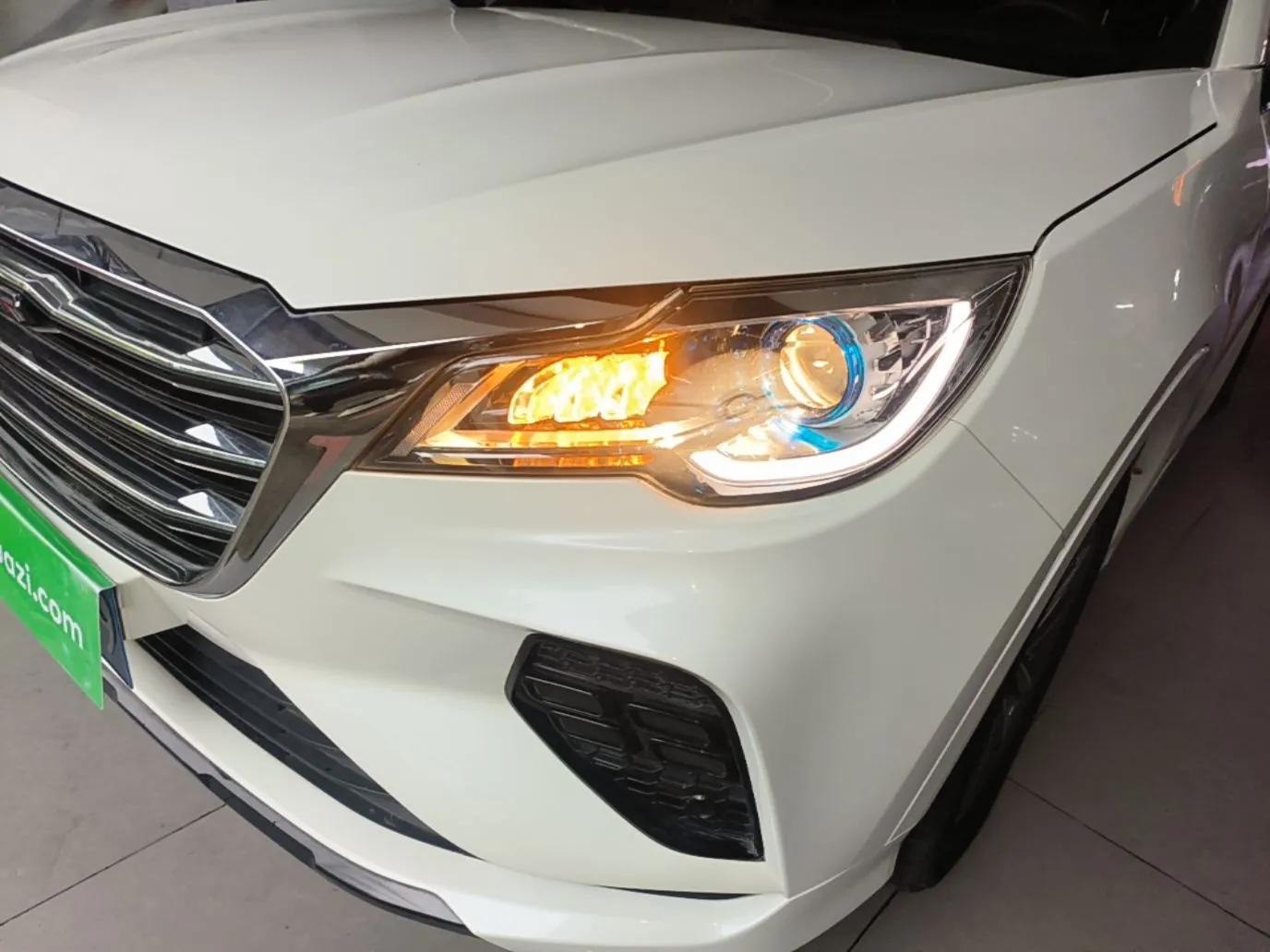 JETOUR X70 2020 1.5T Manual Comfort Edition 6 Seats — миниатюра 9