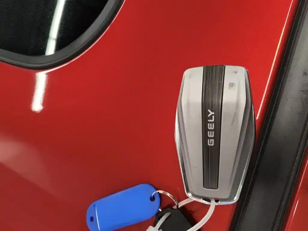 Geely Binrui 2018 14T CVT Binzhi Edition — миниатюра 9
