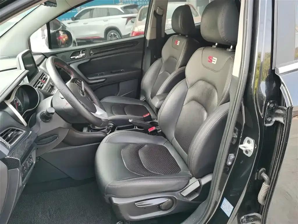 Refine S3 2017 1.6L CVT Luxury Intelligent Model — миниатюра 15