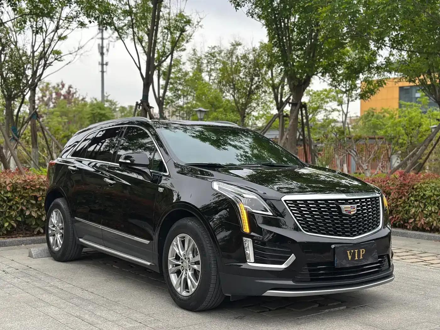 Cadillac XT5 2022 2.0T 2WD Luxury — миниатюра 3