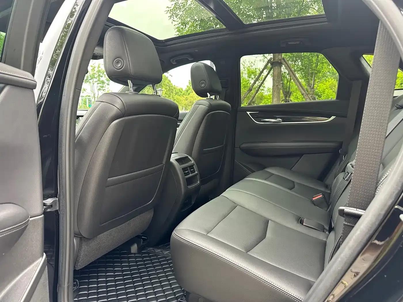 Cadillac XT5 2022 2.0T 2WD Luxury — миниатюра 6